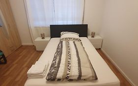 Privatzimmer An Der Uniklinik Mainz - Nur Fuer Weibliche Gaeste