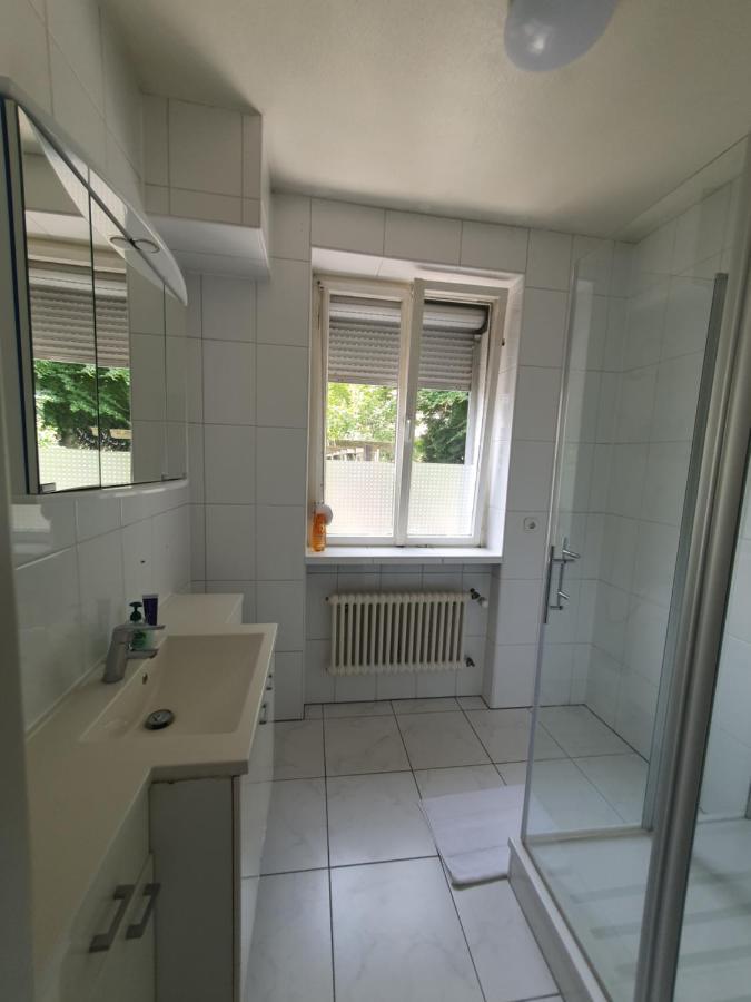 Ferienwohnung Privatzimmer An Der Uniklinik Mainz - Nur Fuer Weibliche Gaeste Exterior foto