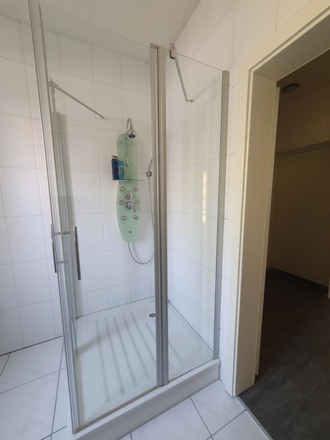 Ferienwohnung Privatzimmer An Der Uniklinik Mainz - Nur Fuer Weibliche Gaeste Exterior foto